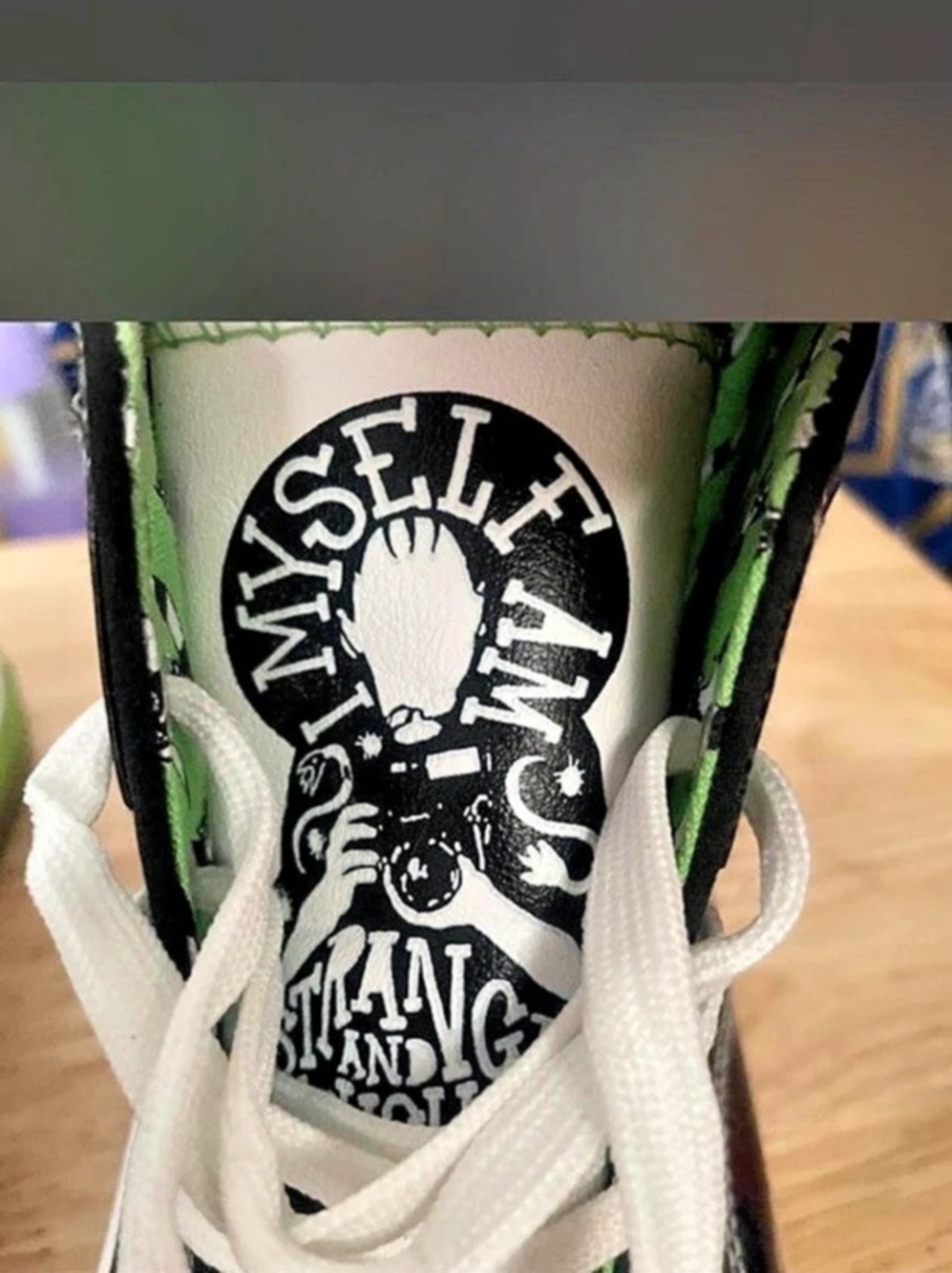 Beetlejuice Striped Green & Black Sneakers Like New - Picture 4 of 6